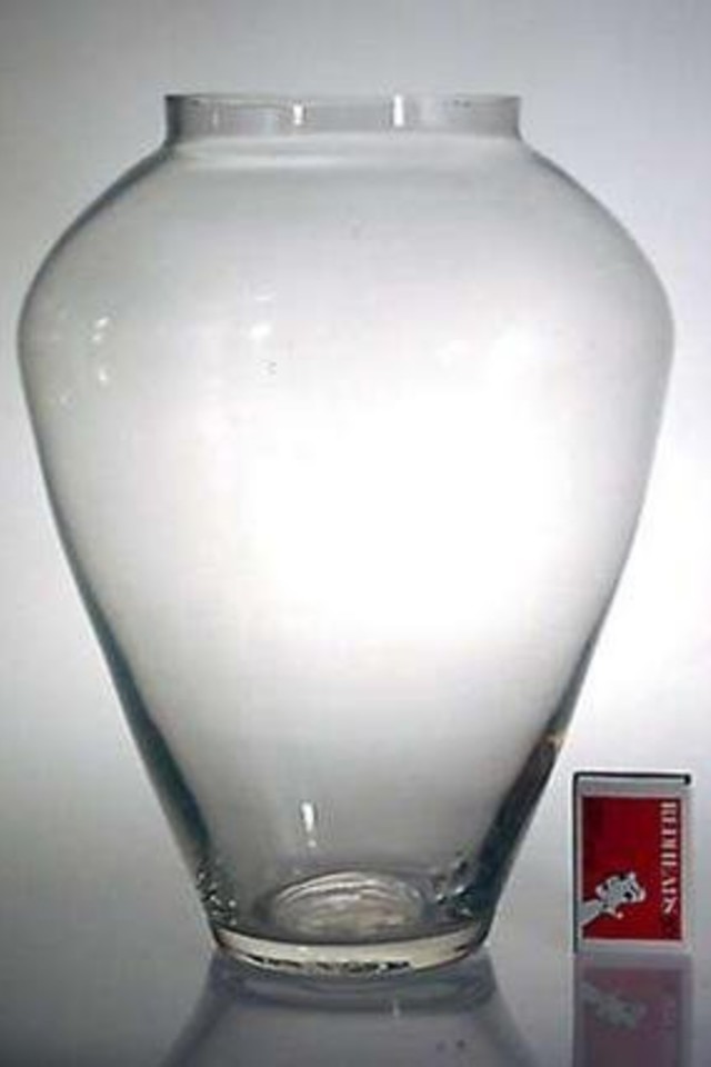GLASS GLASSES GLAS GLASSWARE GLASSWARES VASE VASES FLORIST FLORISTS FLOWER FLOWERS FLORAL FLORALS ROUND ROUNDS TABLE CENTRE TABLE CENTRES LARGE LARGES TAPERED TAPEREDS 27X20CM 27X20CMS SHAPES SHAPE D