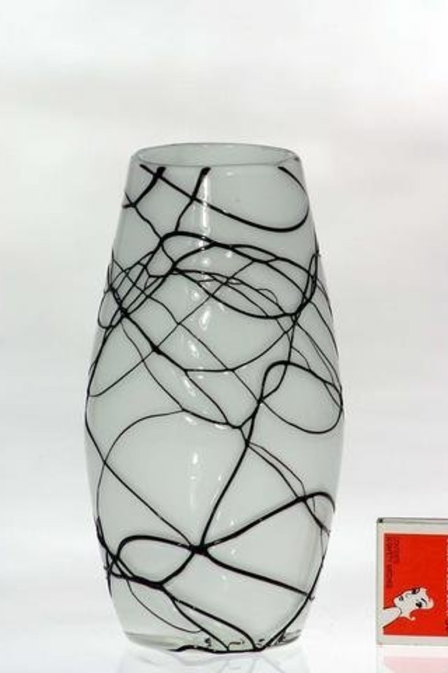 GLASS GLASSES GLAS GLASSWARE GLASSWARES VASE VASES FLORIST FLORISTS FLOWER FLOWERS FLORAL FLORALS ROUND ROUNDS TABLE CENTRE TABLE CENTRES SMALL SMALLS BARREL BARRELS DRIZZLE DRIZZLES 21X10.5CMD 21X10.5CMDS SHAPES SHAPE BONBONNIERE BONBONNIERES S