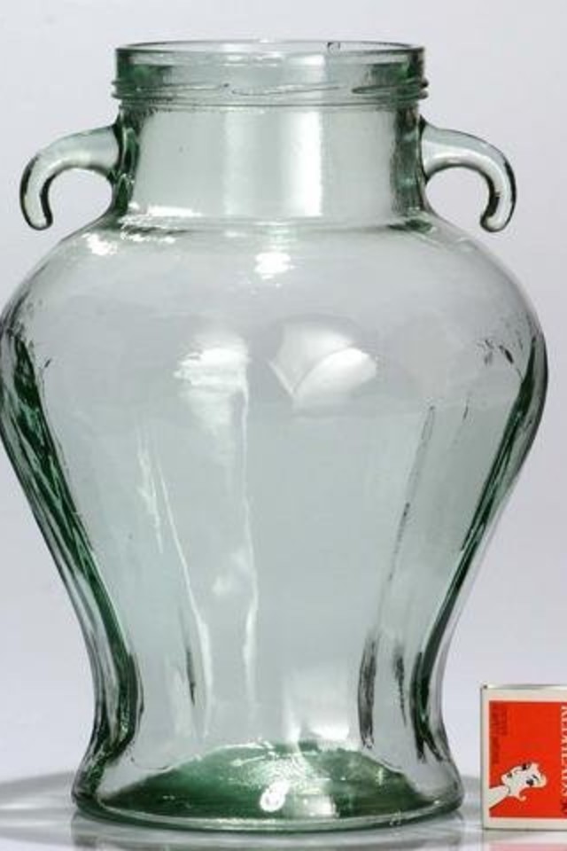 GLASS GLASSES GLAS GLASSWARE GLASSWARES VASE VASES FLORIST FLORISTS FLOWER FLOWERS FLORAL FLORALS ROUND ROUNDS TABLE CENTRE TABLE CENTRES TALL TALLS CURVY CURVIES CURVIE JARVASE JARVASES 19X30CMH 19X30CMHS SHAPES SHAPE