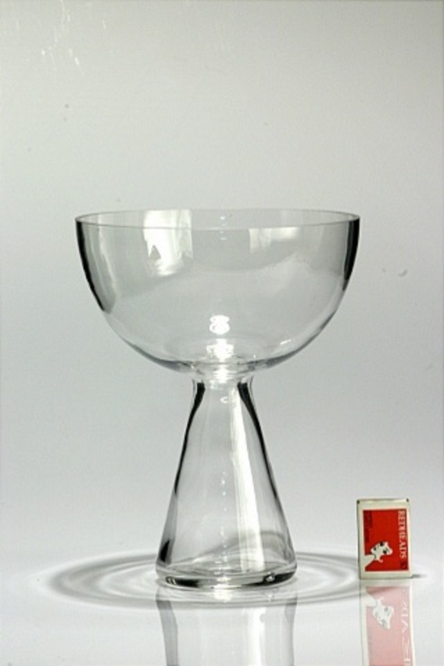 GLASS GLASSES GLAS GLASSWARE GLASSWARES VASE VASES FLORIST FLORISTS FLOWER FLOWERS FLORAL FLORALS ROUND ROUNDS TABLE CENTRE TABLE CENTRES FLARE FLARES BOWL BOWLS 20CMDX25CM 20CMDX25CMS SHAPES SHAPE H