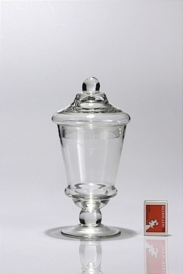 GLASS GLASSES GLAS GLASSWARE GLASSWARES VASE VASES CANDY CANDIES CANDIE JAR JARS LOLLY LOLLIES LOLLIE BUFFET BUFFETS APOTHECARY APOTHECARIES APOTHECARIE CANISTER CANISTERS LID LIDS STEM STEMS